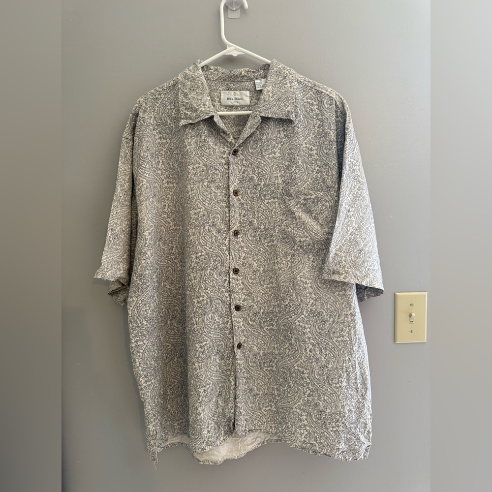 Bill Blass Button Up Short Sleeve Shirt Men’s SZ XL Paisley 100% Silk Collared